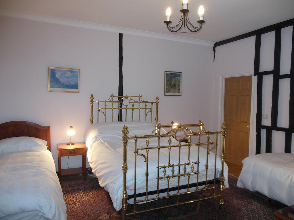 Highfield Farm Bed & Breakfast Sandy Room photo